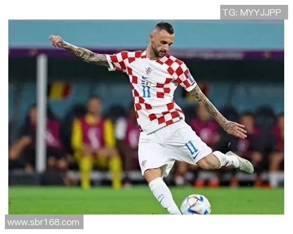 足球巨星进攻精彩集锦:盘点世界顶级球员的凌厉进攻与致命一击 足球巨星进攻精彩集锦:盘点世界顶级球员的凌厉进攻与致命一击