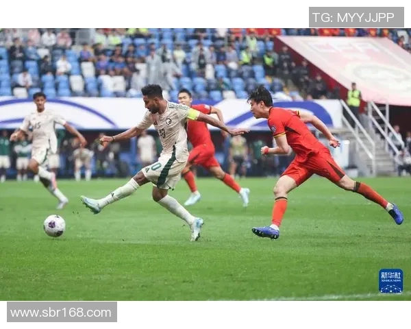 中国足球现役球星盘点:谁是当今足坛最具影响力的球员 中国足球现役球星盘点:谁是当今足坛最具影响力的球员