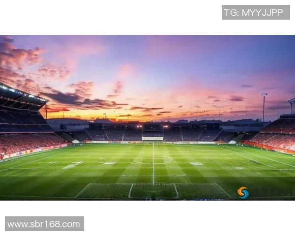 回顾历史十大女足球星辉煌瞬间与她们在绿茵场上的传奇故事 回顾历史十大女足球星辉煌瞬间与她们在绿茵场上的传奇故事